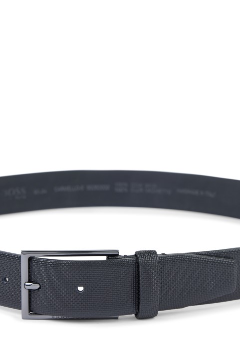 μαύρη δερμάτινη εμπριμέ ζώνη Hugo Boss με μεταλλική αγκράφα
