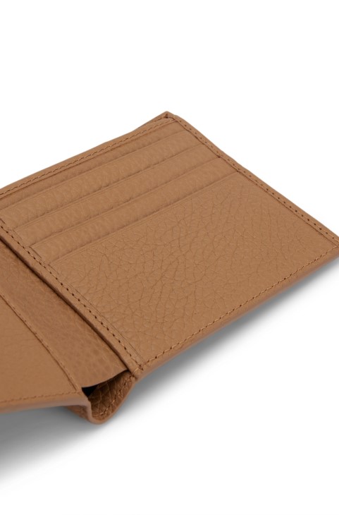 μπεζ ιταλικό δερμάτινο πορτοφόλι με ασημί λογότυπο Hugo Boss
