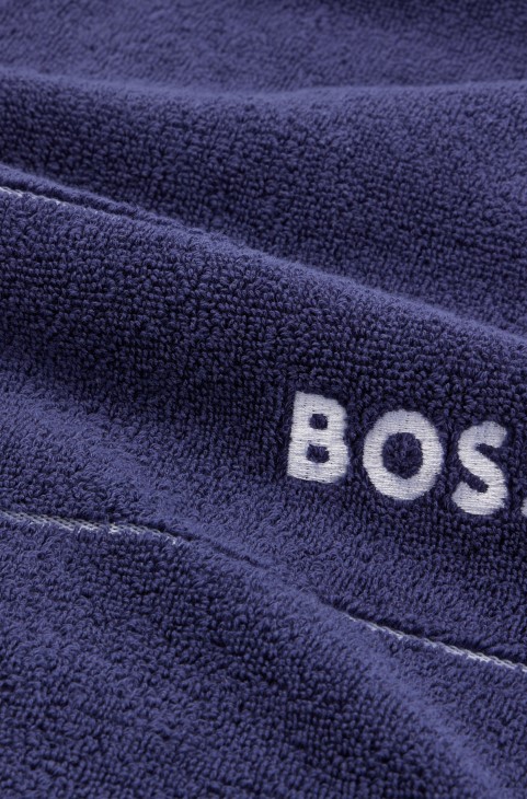 Σκούρο μπλε πετσέτα χεριών από αιγυπτιακό βαμβάκι με λογότυπο Hugo Boss
