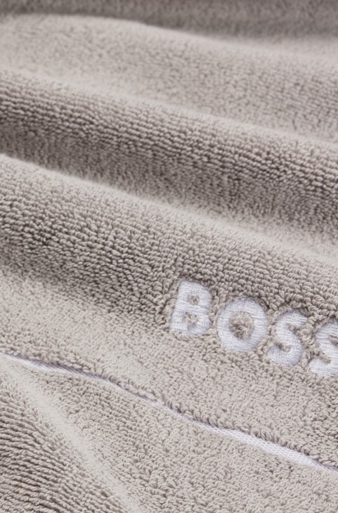 Πετσέτα χεριών Hugo Boss από αιγυπτιακό βαμβάκι με λογότυπο σε γκρι αντίθεση

