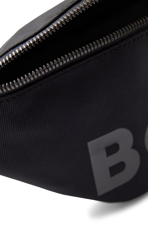 Hugo Boss μαύρη τσάντα ζώνης από ανακυκλωμένο νάιλον με τονικό λογότυπο

