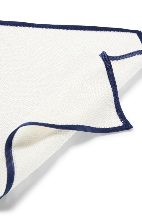 τετράγωνο τσέπης ιταλικής κατασκευής σε μεταξωτό πικέ λευκό Hugo Boss
